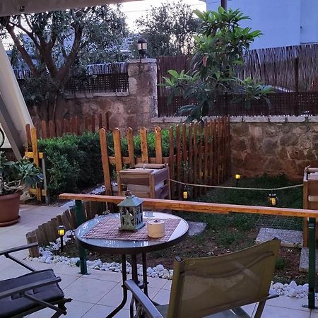 M&M Airport Stop Garden Apartment Spáta Dış mekan fotoğraf