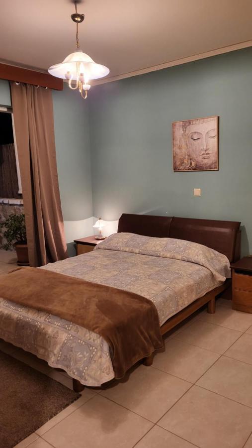 M&M Airport Stop Garden Apartment Spáta Dış mekan fotoğraf