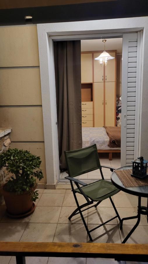 M&M Airport Stop Garden Apartment Spáta Dış mekan fotoğraf