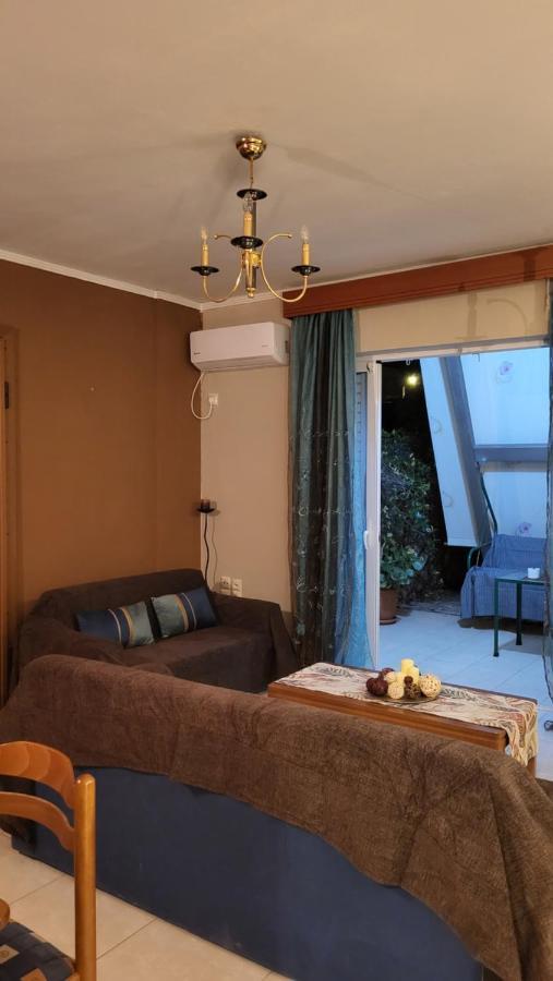 M&M Airport Stop Garden Apartment Spáta Dış mekan fotoğraf