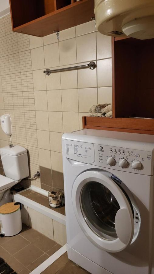M&M Airport Stop Garden Apartment Spáta Dış mekan fotoğraf